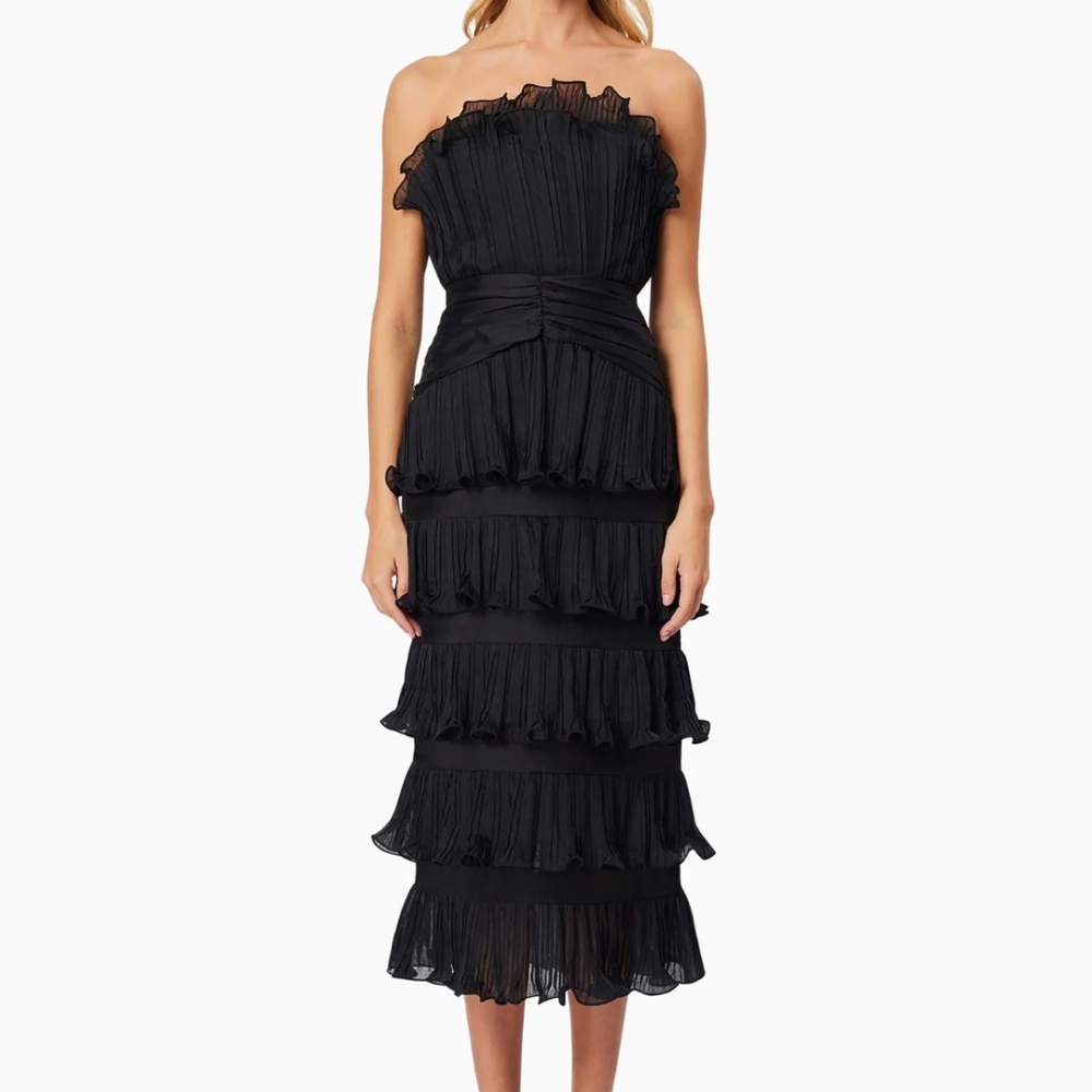 Elliatt 'Maya' Pleated Midi in Black (NEW WITH FLAW) - Picture 1 of 6